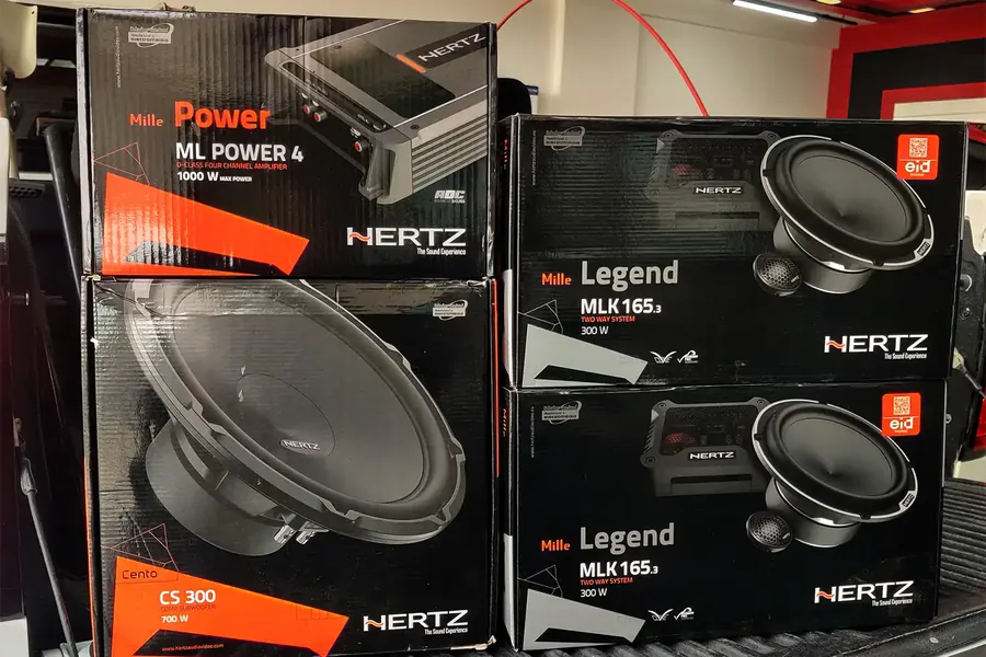 Boxed speakers and subwoofers