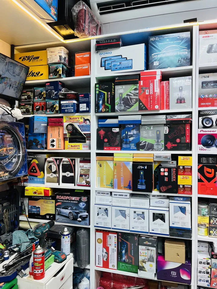 Car audio, speakers and electronics at Al Hidayah